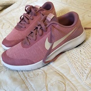 Pink nike shoes